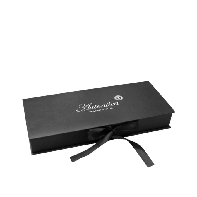 Autentica, presentation trousse with ribbon closure