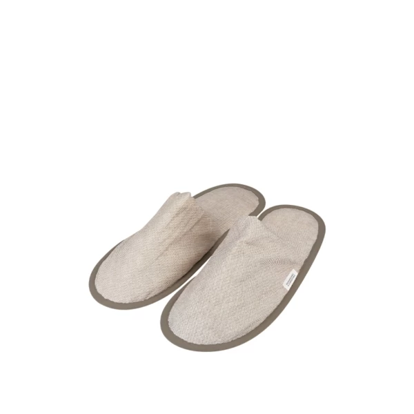 BIOLKMA.jpg Slipper Biolook aus biologisch abbaubarem und kompostierbarem Material, Farbe Braun, Unisex-Größe - 100Stk | Amonn